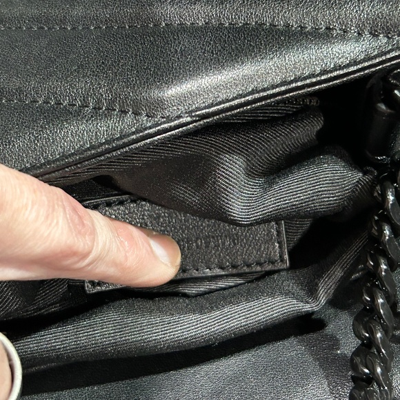 Ye Saint Laurent (medium) Lou Lou Bag - Picture 4 of 6